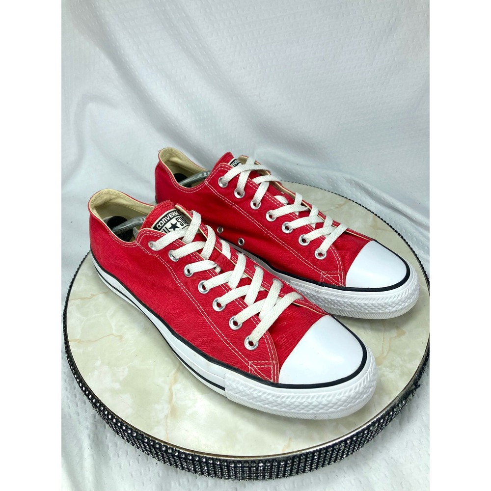Converse Low Top Skate Shoes Mens Size 12 Red Canvas Casual Streetwear Sneakers